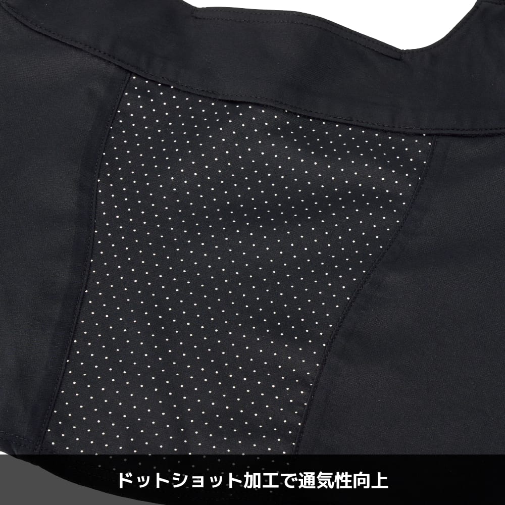 ブラック