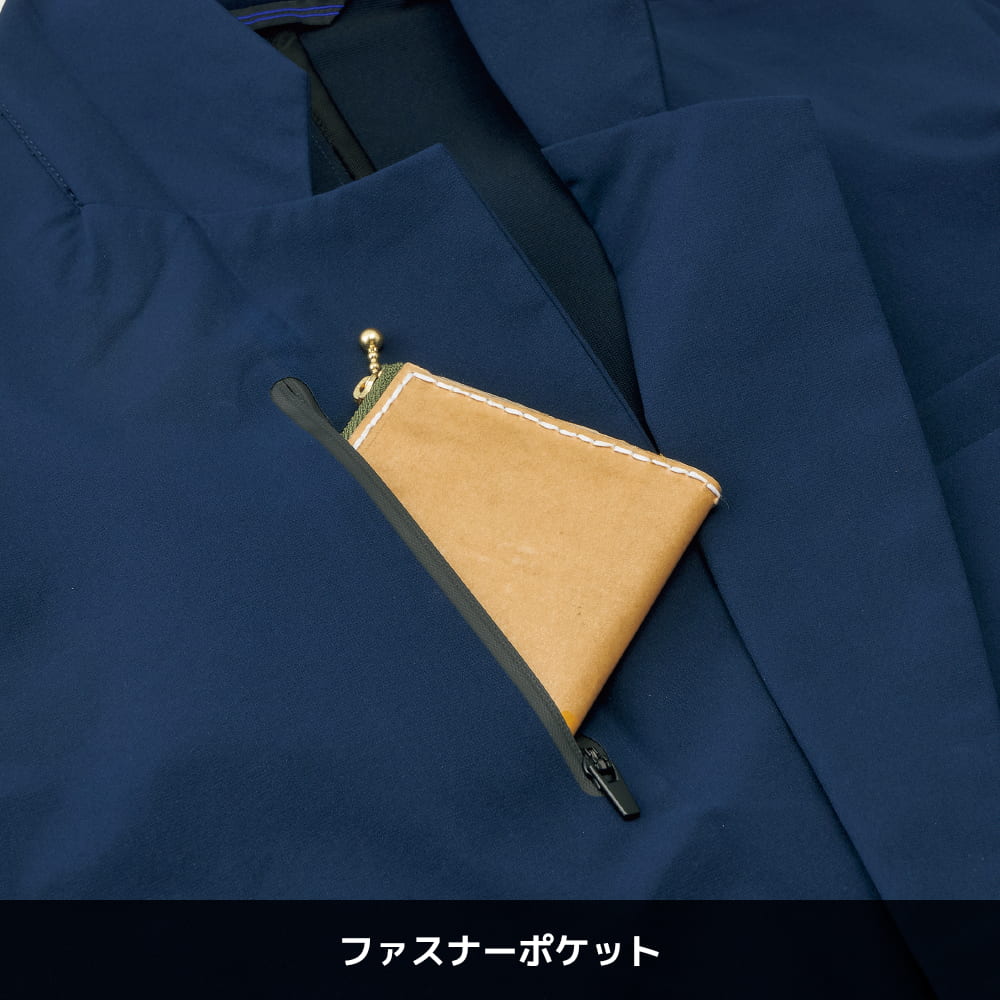 ブラック