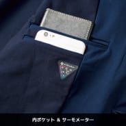 ブラック